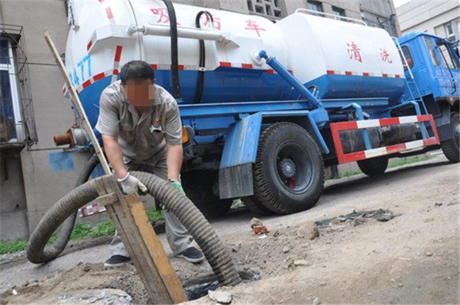 重庆化粪池清掏告诉你化粪池清掏的方式